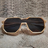 Schwarz gold